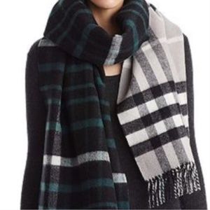 BURBERRY reversible wool cashmere scarf